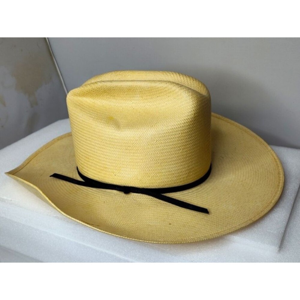 The Roundup  Beige Straw Cowboy Hat Western Cattleman Crease Black Band Size 7